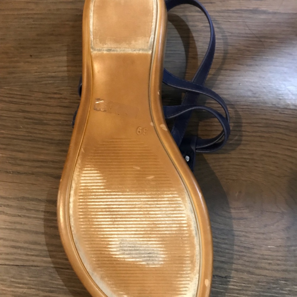 Sandals - Picture 5 of 5